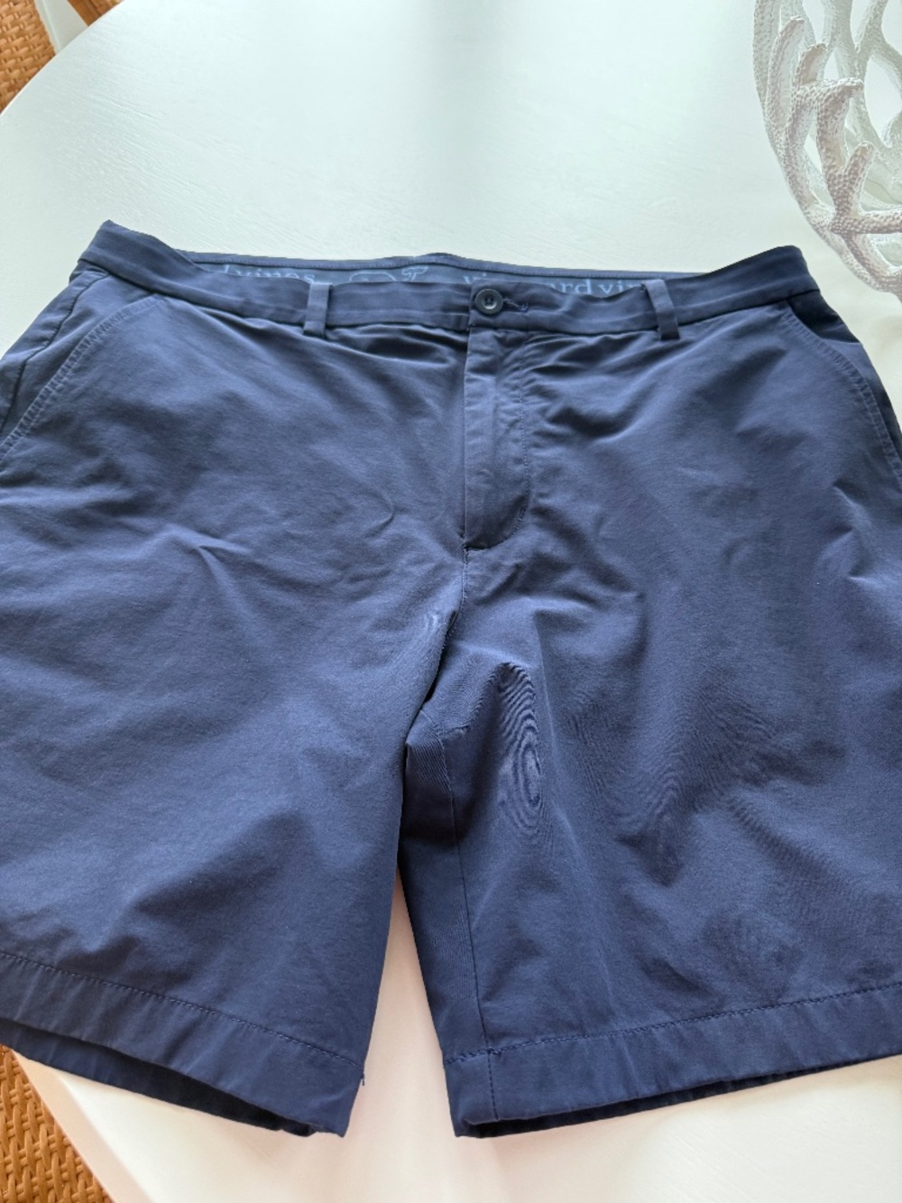 Men’s Vineyard Vine Shorts size 36